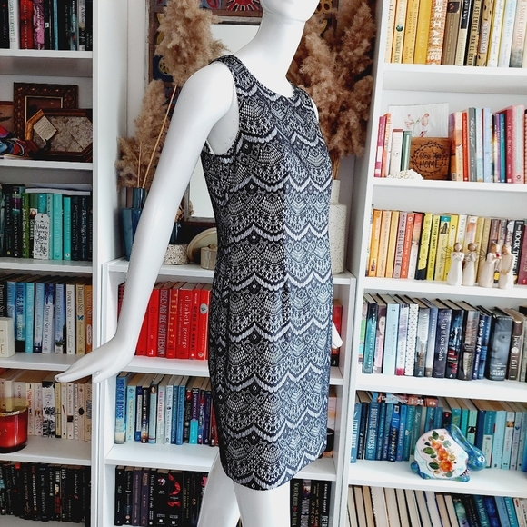 Jessica Simpson Bonded Lace Sleeveless Back Zip Up Mini Dress P5505 - Picture 6 of 9